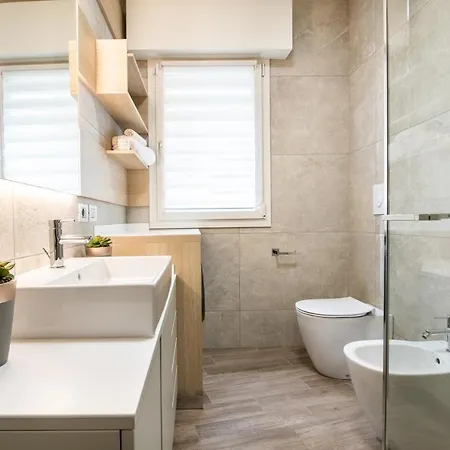 Renzi 23 * Cattolica