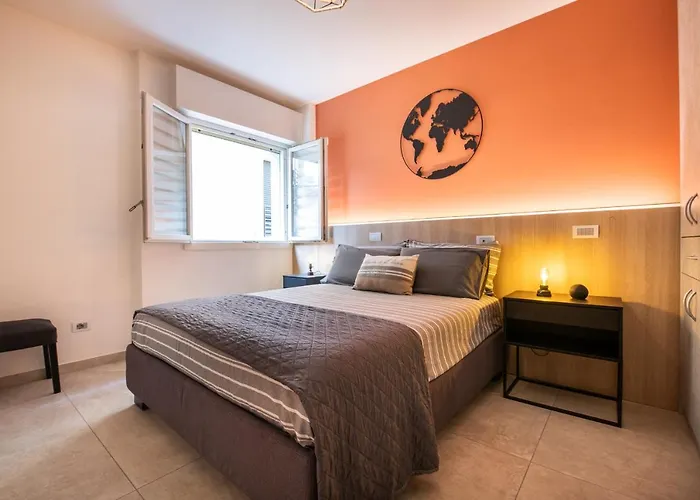 Renzi 23 アパート カットーリカ