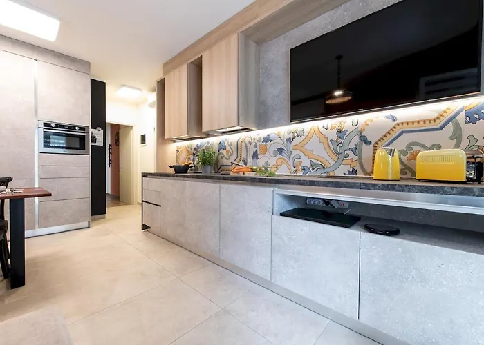 Renzi 23 * Каттолика